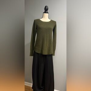 American Eagle Olive Knit Sweater S NWT Soft Lightweight Fall Essential